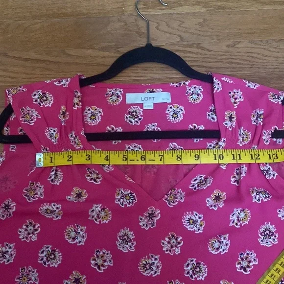 EUC Loft Petite Floral Sleeveless top - Picture 9 of 10